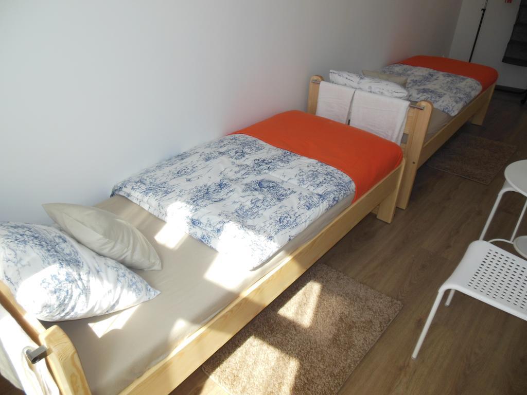 Jaro Hostel Poznan Room photo